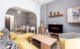 Kamara Stylish Apartment